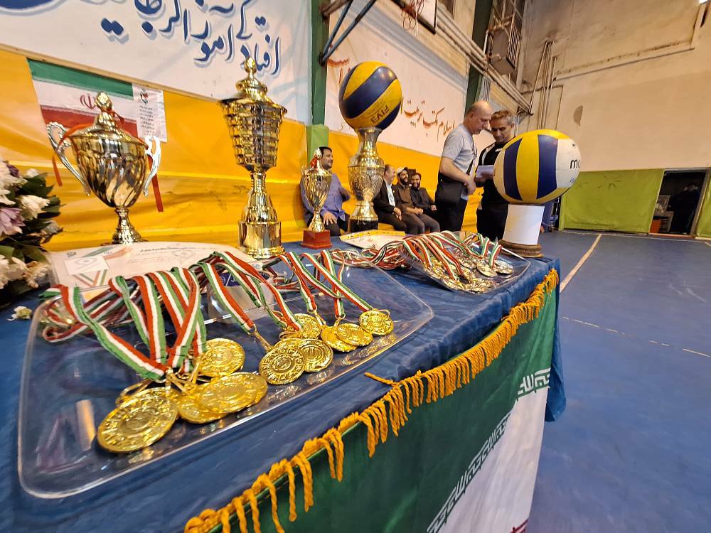 افتخارات دبیرستان یاسر